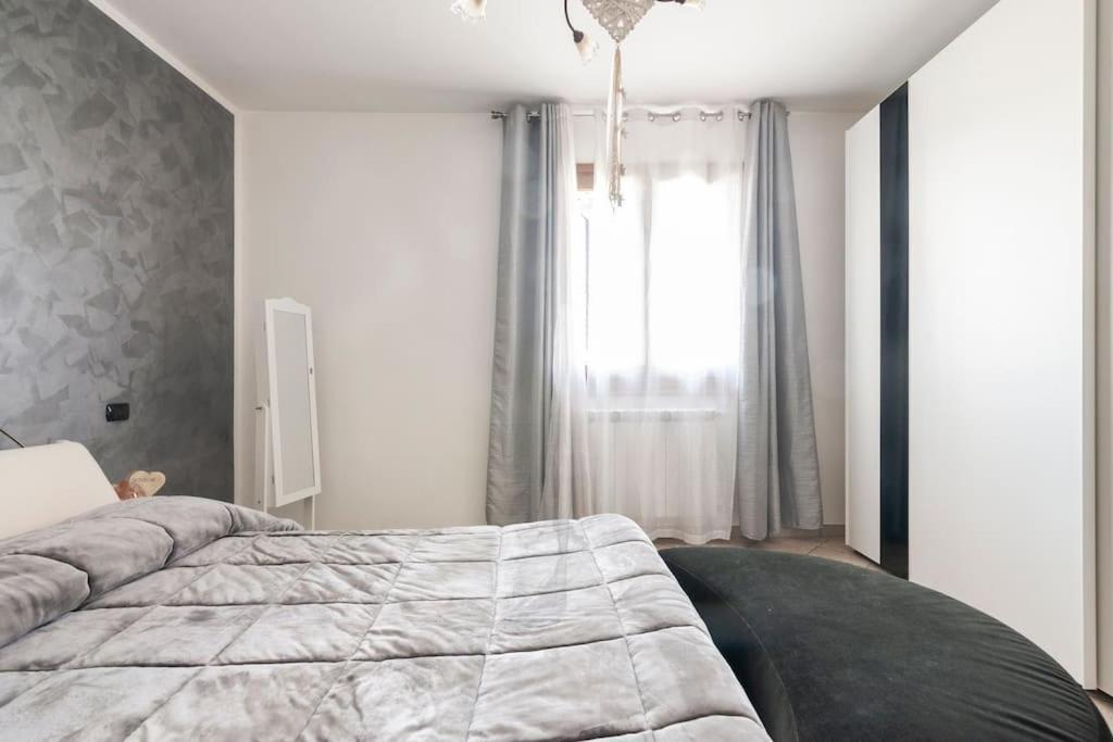 Villa Delle Stelle Con Piscina เลเวราโน ภายนอก รูปภาพ